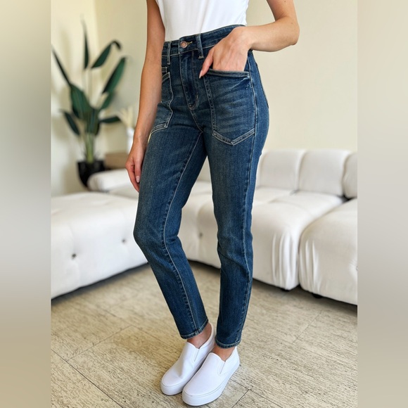 NWT Judy Blue PLUS + REG Size Dark Wash High Waisted Cargo Pocket Skinny Jeans - Picture 6 of 9